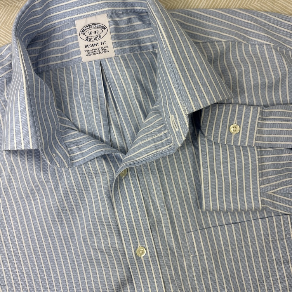 Brooks Brothers Dress Shirt Mens 16-32 Blue White Striped Regent‎ Fit Non-Iron
